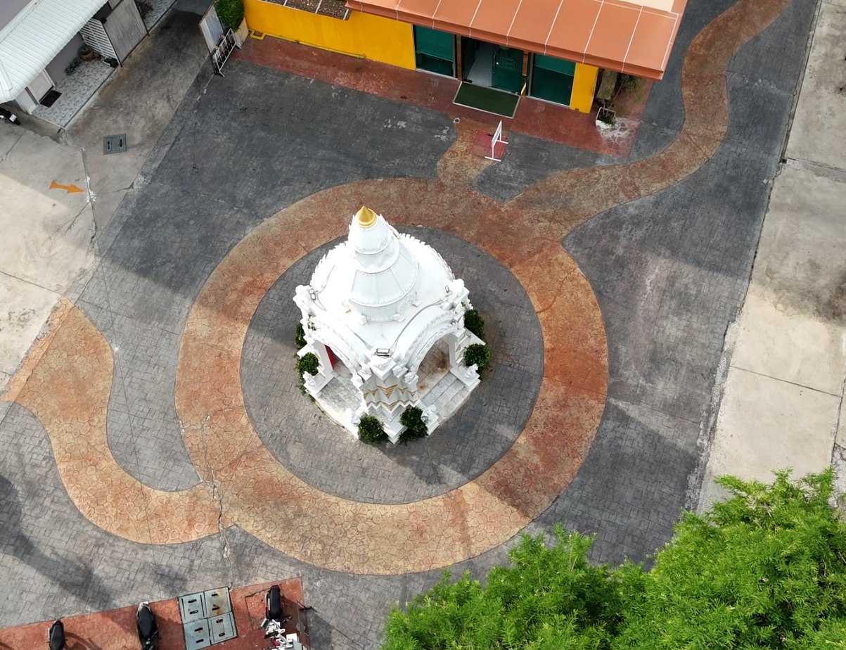 ศาลพระพรหมมุมสูง
