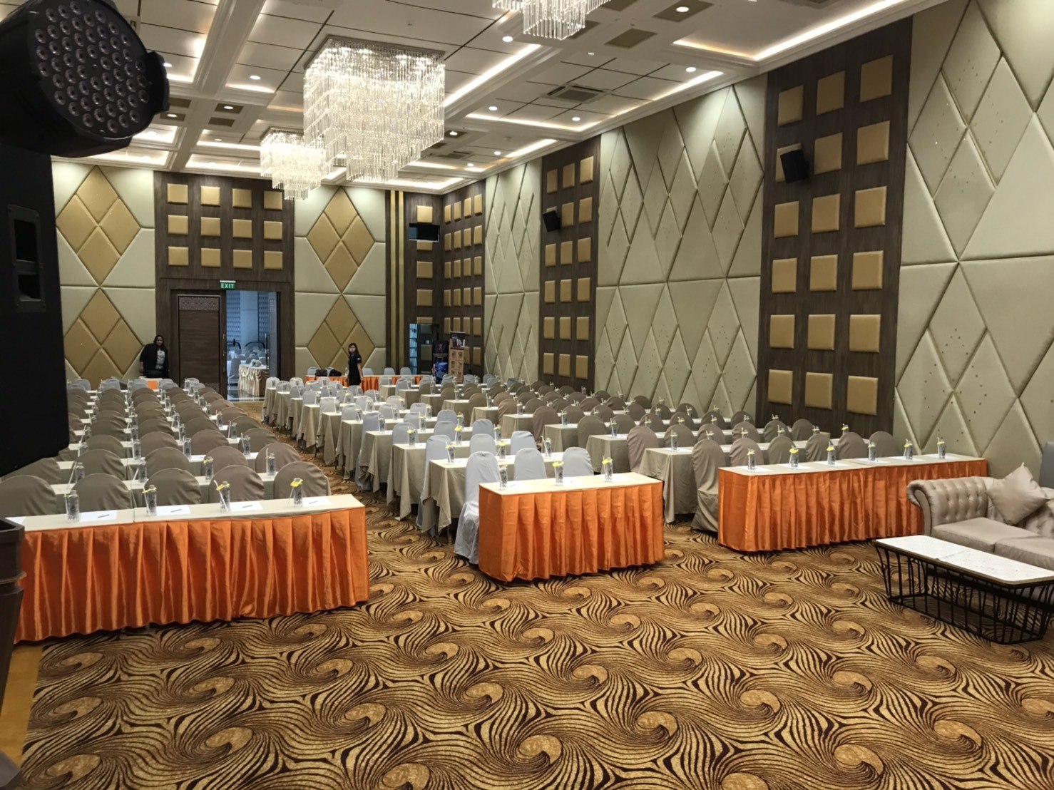 ห้องประชุมแบบ Classroom